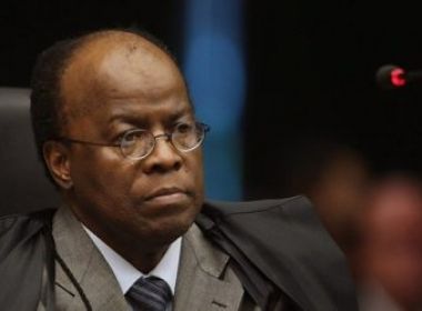 Advogado denuncia Joaquim Barbosa no Senado