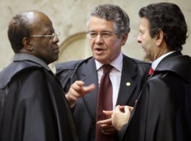 Joaquim Barbosa rebate críticas de Marco Aurélio e diz que chegou ao STF por mérito e não por ser parente de ex-presidente