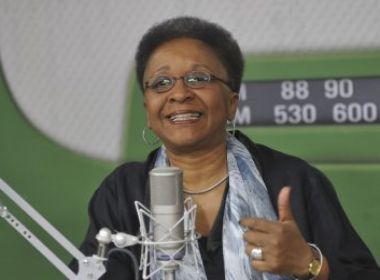 Ministra Luiza Bairros pede a Joaquim Barbosa igualdade racial no Judici�rio