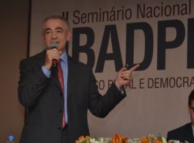 'Juzes no acreditam nas medidas alternativas', afirma jurista em evento em Salvador