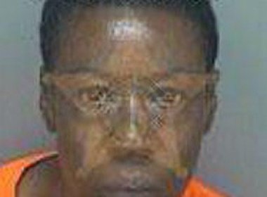 Americana pede para pol�cia recuperar dinheiro que pagou a traficante
