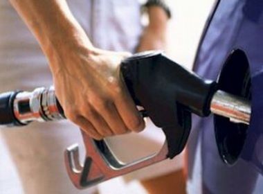 Governo anuncia redução de imposto sobre gasolina e óleo diesel