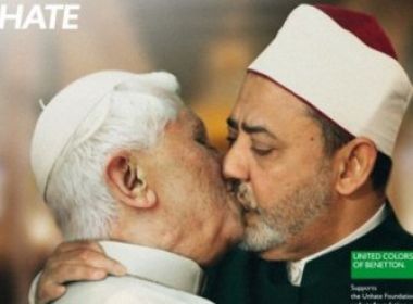 Líderes mundias realizam 'beijaço' em campanha publicitária