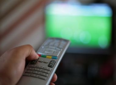Classe C troca geladeira por TV a cabo e poupan�a
