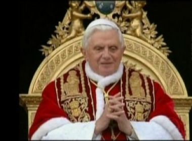  Vaticano nega renúncia do papa em 2012