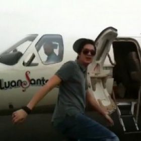Avião de Luan Santana realiza pouso de emergência em interior paulista