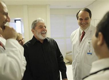 Lula termina primeira fase do tratamento contra o câncer