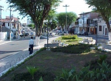Passé: Jovem sofre atentado em pleno centro da cidade