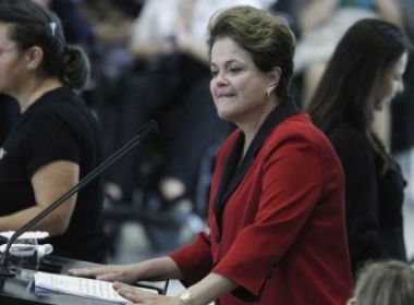 Dilma chora durante lançamento de programa para pessoas com deficiência