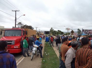 Conquista: Comerciantes protestam contra saída de Ceasa