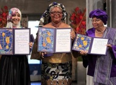 Nobel da paz é entregue, pela primeira vez, a três mulheres