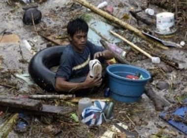 Filipinas: Tufão mata mais de 400 e deixa centenas de desaparecidos