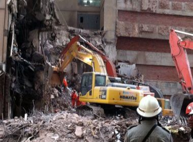 Defesa Civil diz que n�o acredita em sobreviventes nos escombros no Rio