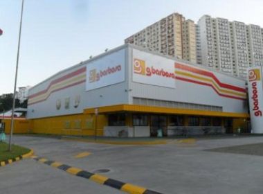 Supermercado G Barbosa � saqueado no Ogunj�