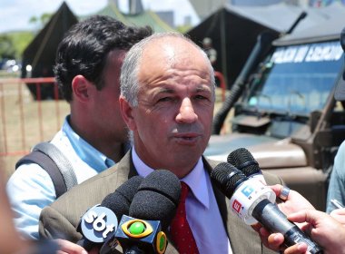 Deputado de SC, membro de associação nacional da PM, diz que governo perdeu controle ao ceder comando ao Exército