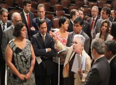 �Honro as saias que visto�, diz deputada que aparece em escuta