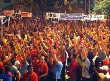 Rio: Policiais civis, militares e bombeiros decretam greve