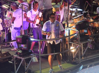 Harmonia do Samba bota foliões para quebrar com antigos sucessos