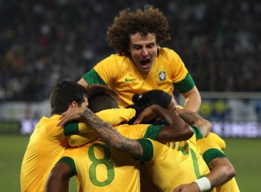 No sufoco, Brasil vence Bósnia por 2 a 1 e segue sem convencer