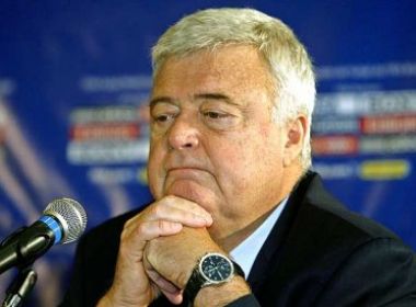Ricardo Teixeira se afasta da CBF por tempo indeterminado