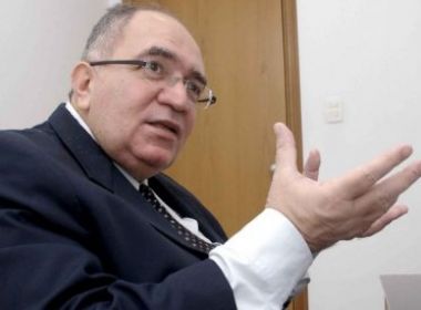 Jurista diz que reprovação de contas não tornará JH inelegível