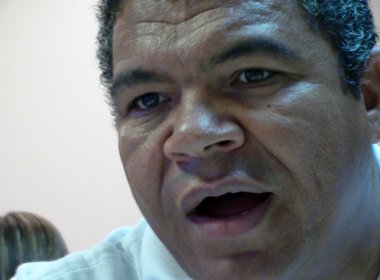Lapa: Valmir Assunção manda Jonas Paulo se preocupar com candidaturas do PT