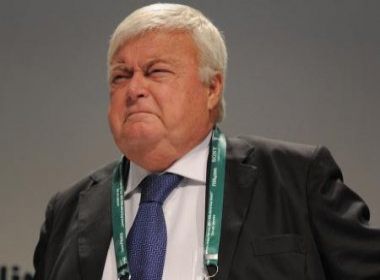 Depois se afastar da CBF, Ricardo Teixeira renuncia ao Comitê Executivo da Fifa