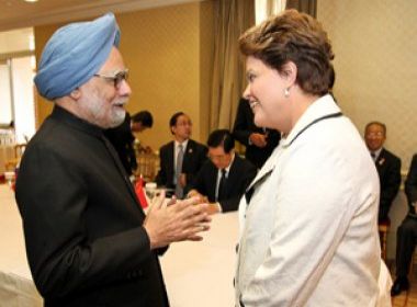 Dilma viaja à Índia para reunião dos Brics