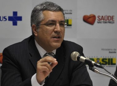 Ministro pede investigação sobre suspeita de propina na Saúde