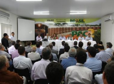 Wagner se reúne com ministros em Jequié; visita à Via Expressa é cancelada