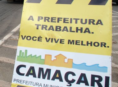 Camaçari: Prefeitura diz que construtora colocou placa em cemitério sem autorização e 'irresponsavelmente'