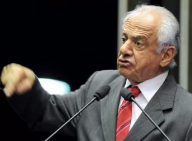 PMDB faz 'esquema' para livrar governadores na CPI, diz peemedebista