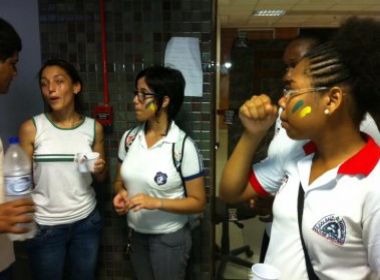 Rede estadual: Estudantes fazem manifestação no CAB pelo fim da greve dos professores