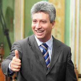Aumento do ônibus intermunicipal: Líder do PT ‘convoca’ vereadores de oposição a acionar Wagner