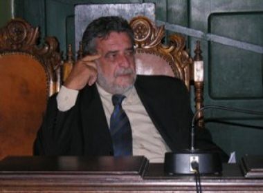 Ex-pré-candidato do PV ataca união com DEM: 'Água e óleo não se misturam'