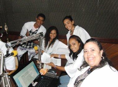 Após sucesso no Youtube, ‘estudetes’ estreiam em programa de rádio na Ilha de Itaparica