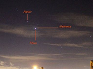 Vênus, Júpiter e uma estrela gigante poderão ser vistos a olho nu neste domingo