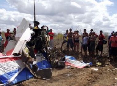 Uauá: Duas pessoas morrem em queda de aeronave