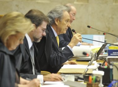 Maioria no STF condena atual vice do Banco Rural e absolve ex-vice