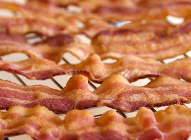 Produtores anunciam que faltará bacon no mundo todo em 2013