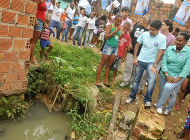 ACM Neto visita Subúrbio e promete ampliar Bolsa Família