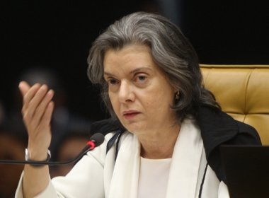 Presidente do TSE diz que candidato com recurso pendente está 'por conta e risco'