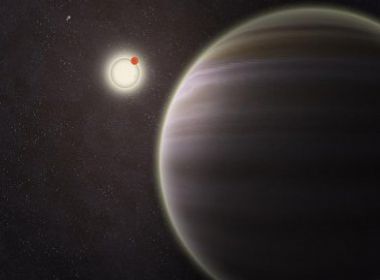 Astrônomos identificam planeta com quatro sóis 