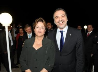 Dilma faz comício com Pelegrino sexta antes do final de Avenida Brasil