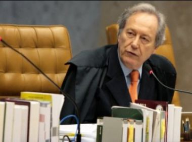 Mensalão: Lewandowski é criticado por colegas por citar artigo em jornal para formular tese