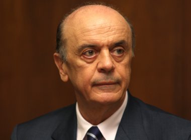 Serra propõe monitoramento de alunos com 'potencial para o crime'