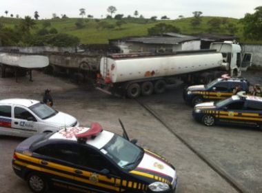 Candeias: PRF desarticula depósito clandestino de combustíveis