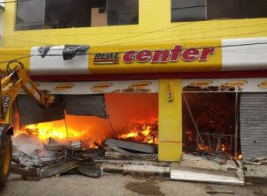 Gandu: Incêndio destrói loja de eletrodomésticos