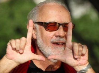 Ney Latorraca recebe alta da Unidade de Terapia Semi-Intensiva 