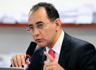 João Paulo Cunha critica Barbosa e diz que pensou em cometer suicídio